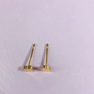 CLOSET REHAB Jewelry - 🆑 Gold Heart Studs CLOSET REHAB Jewelry - 🆑 Gold Heart Studs